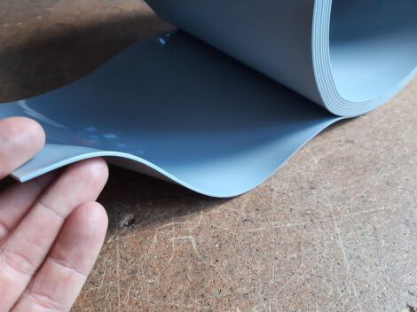 PVC-Lamelle grau, 50m Rolle, 20cm x 2mm